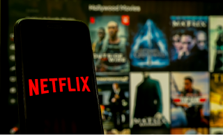 진격의 넷플릭스, 
좋기도 하고 두렵기도 한 <상> 썸네일